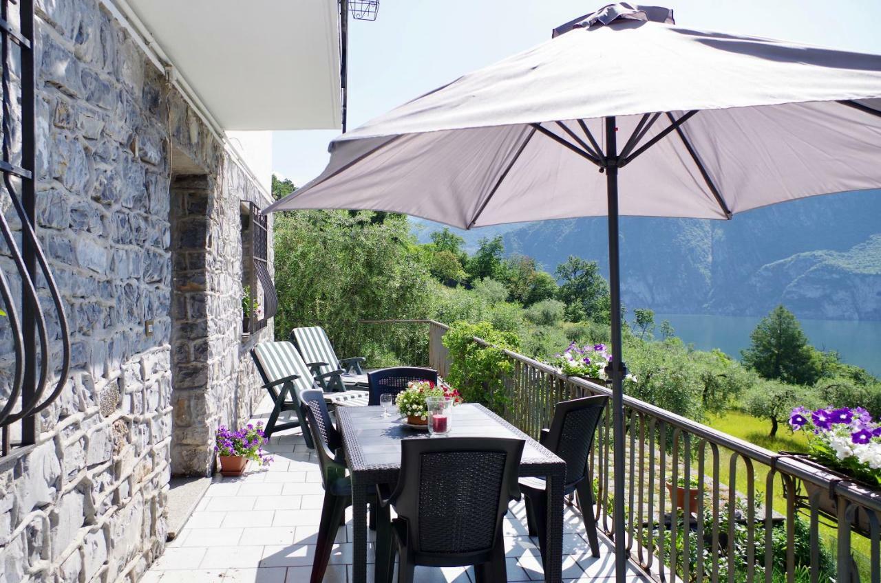 Villa Casa Emilia Riva di Solto Exterior foto